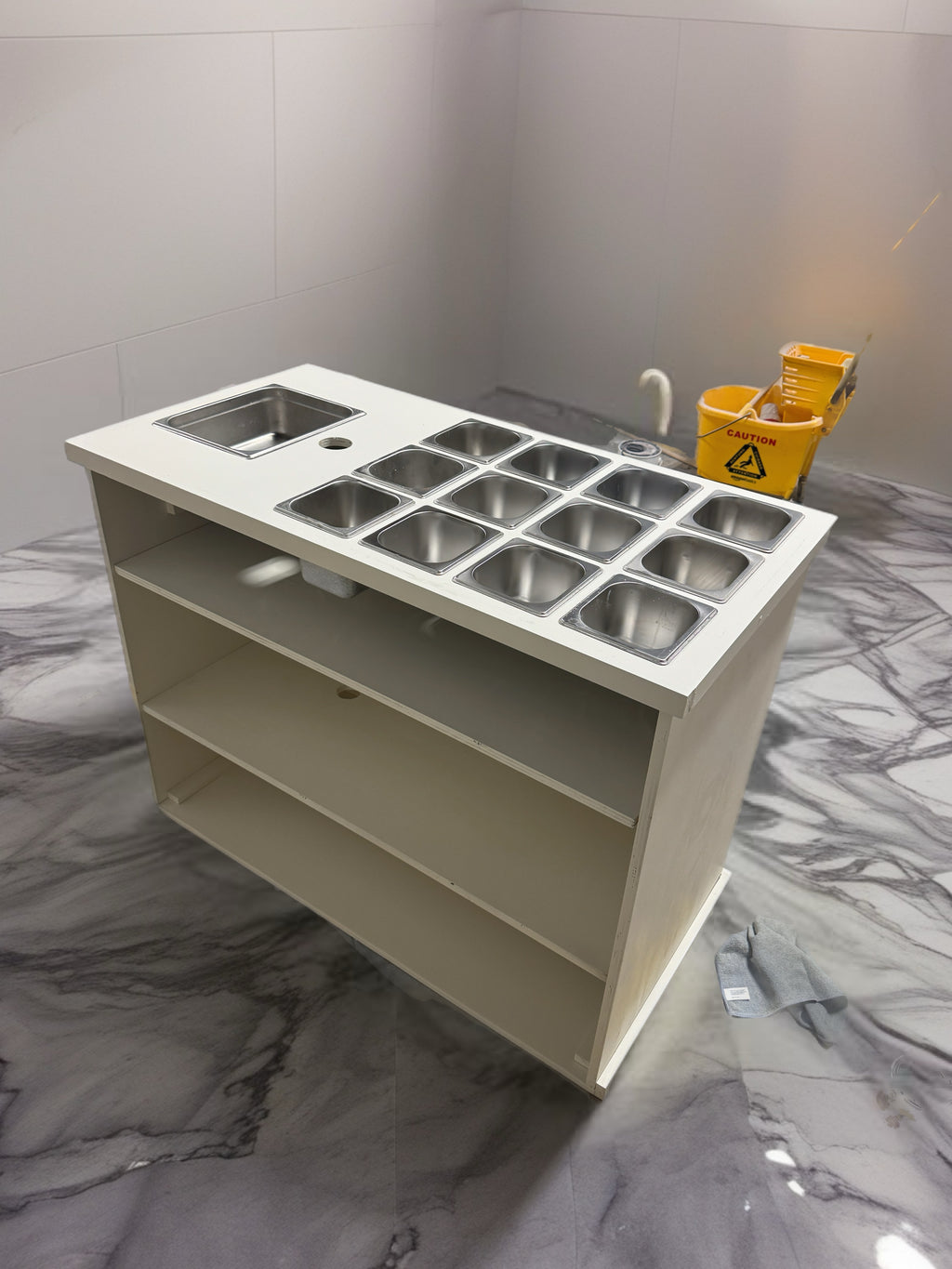 Foldable Food Cart for Charcuterie, Caviar, Churros and Hot Dogs